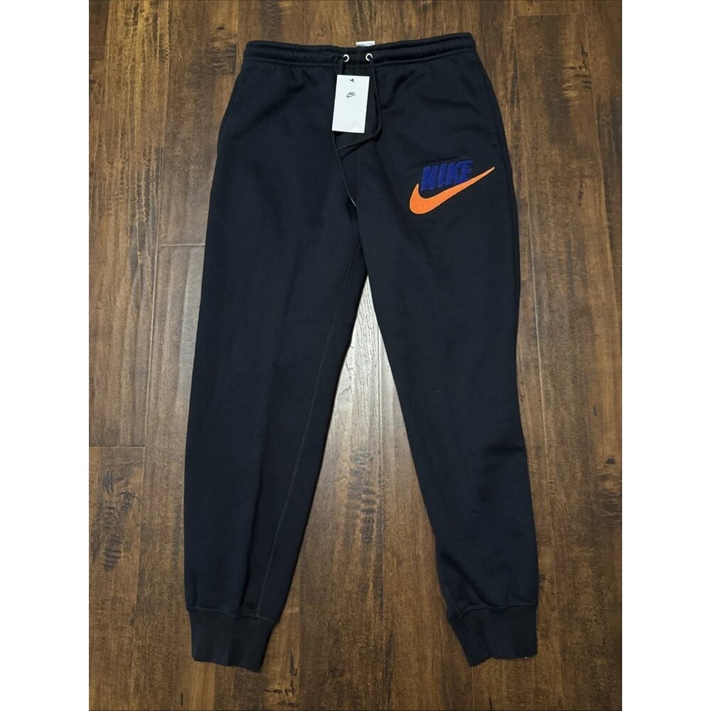 Nike Club Fleece Brushed-Back Chenille Futura Pants FN3094-010 Men’s Medium - Picture 8 of 9